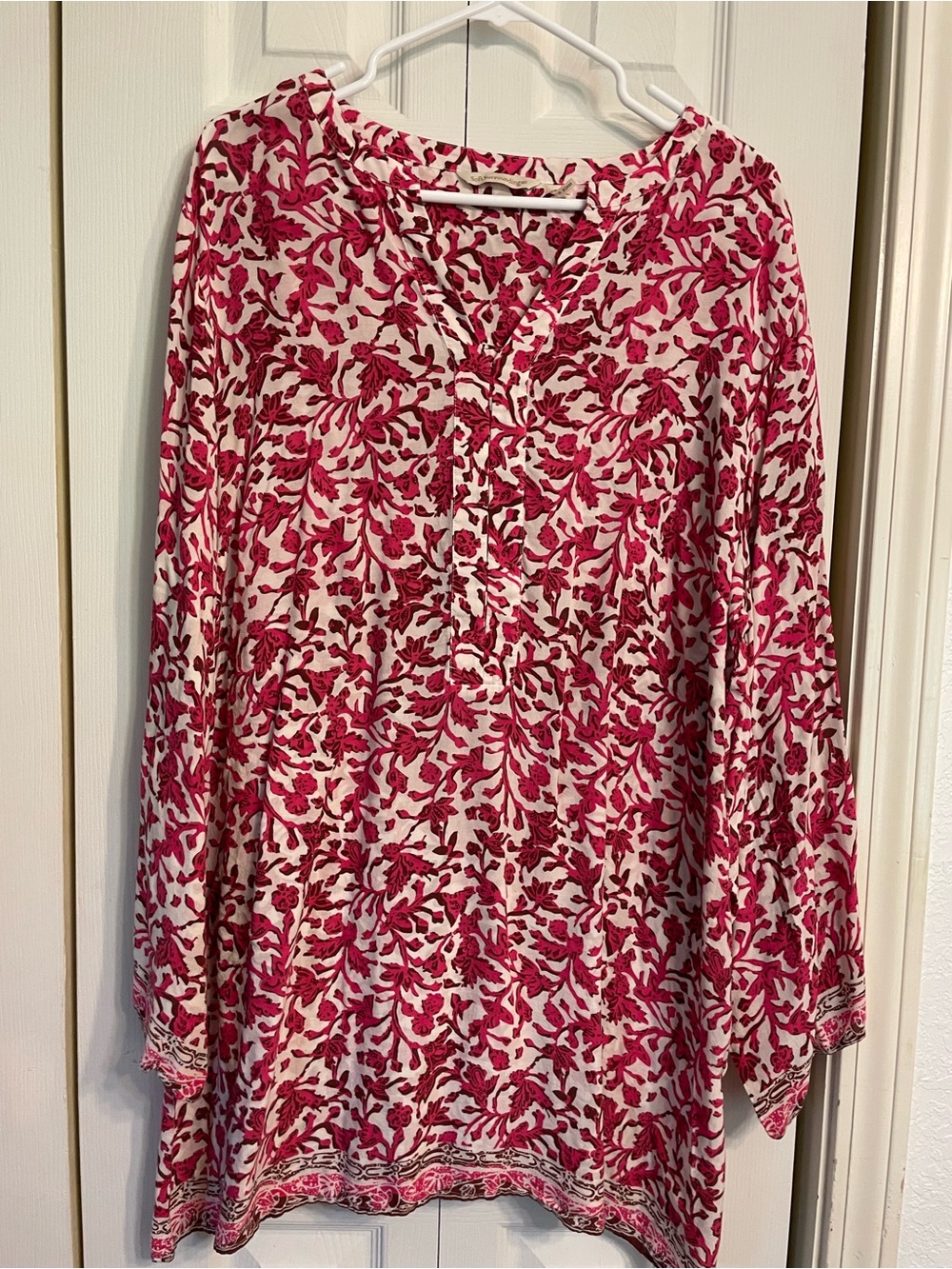 Soft Surroundings White Tunic with Pink Floral Print